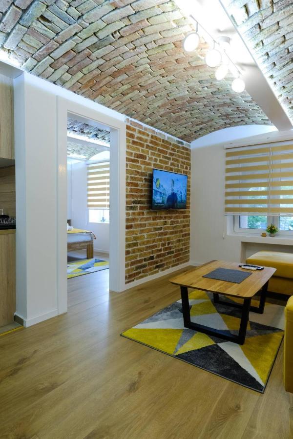 All Seasons Apartments Sarajevo With Free Parking المظهر الخارجي الصورة