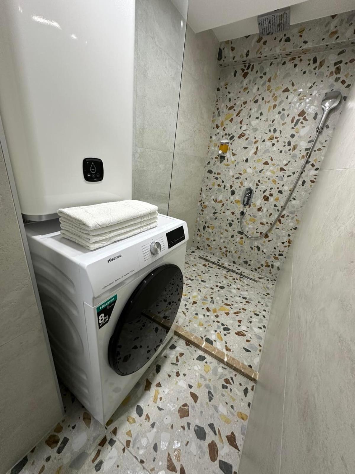 All Seasons Apartments Sarajevo With Free Parking المظهر الخارجي الصورة